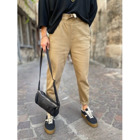 Pantalon carotte camel