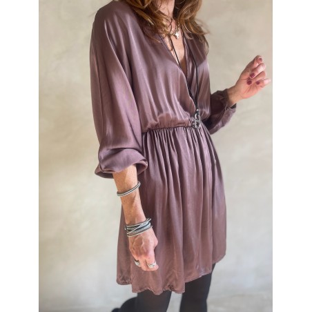 Robe satin choco