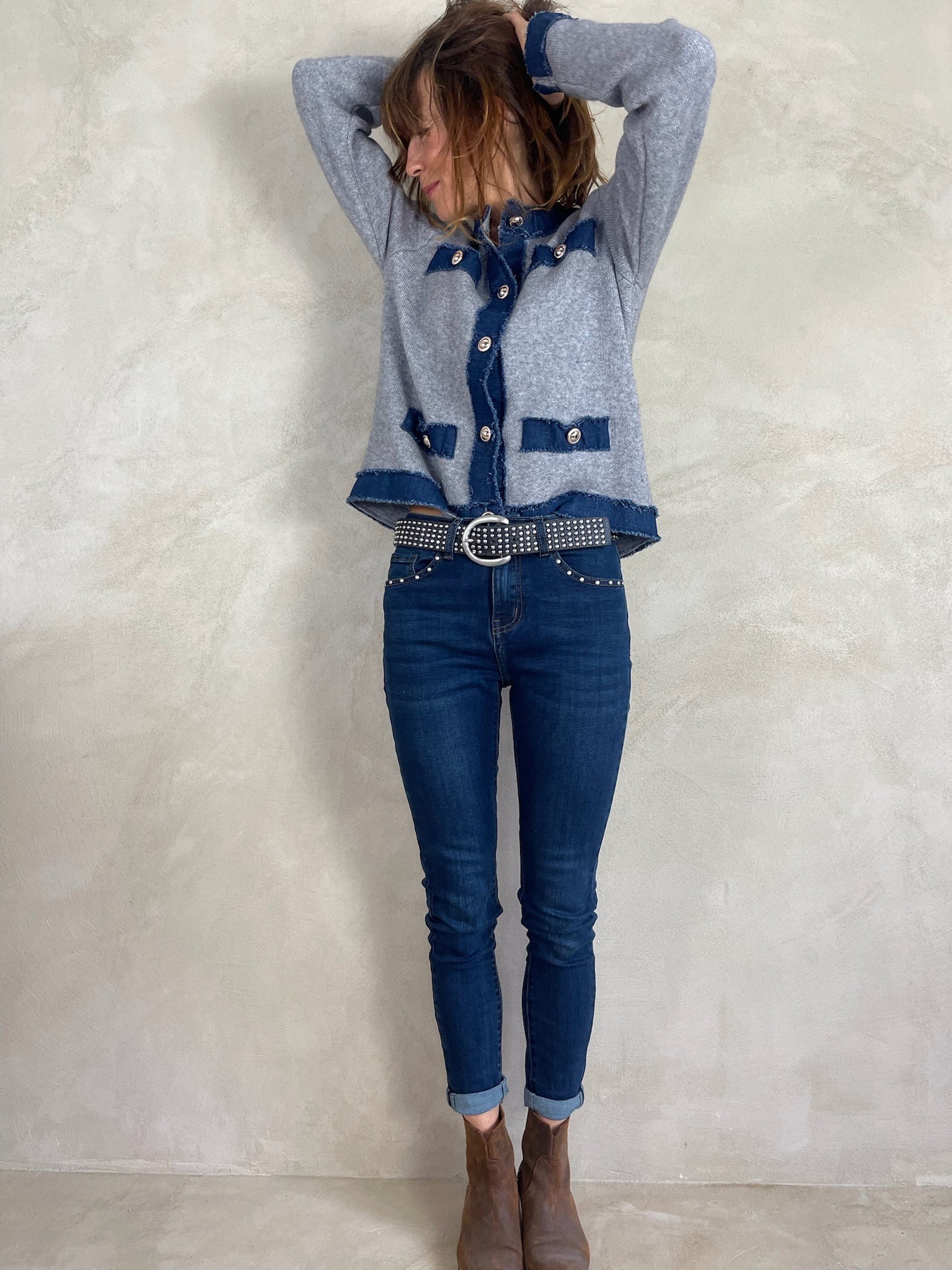 Gilet gris détails denim