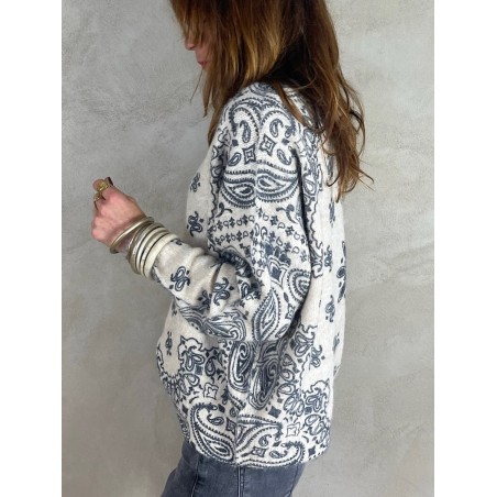 Pull écru motifs paisley