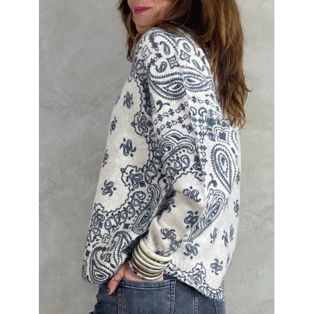 Pull écru motifs paisley