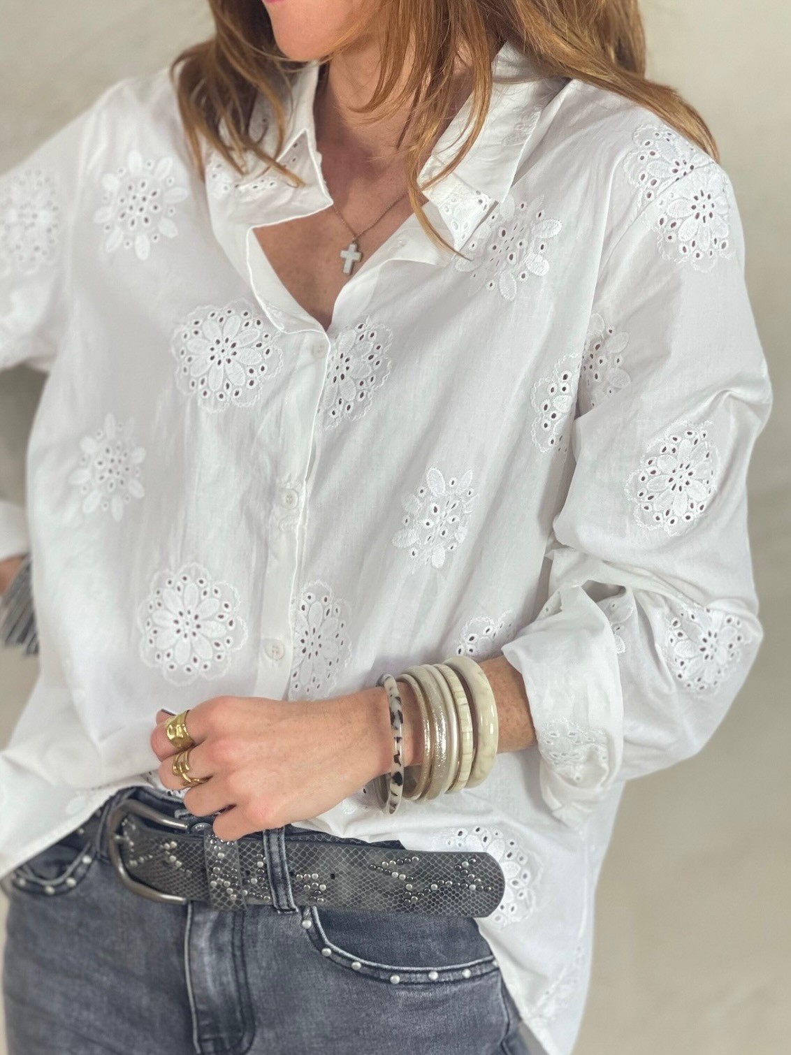 Chemise broderie blanche