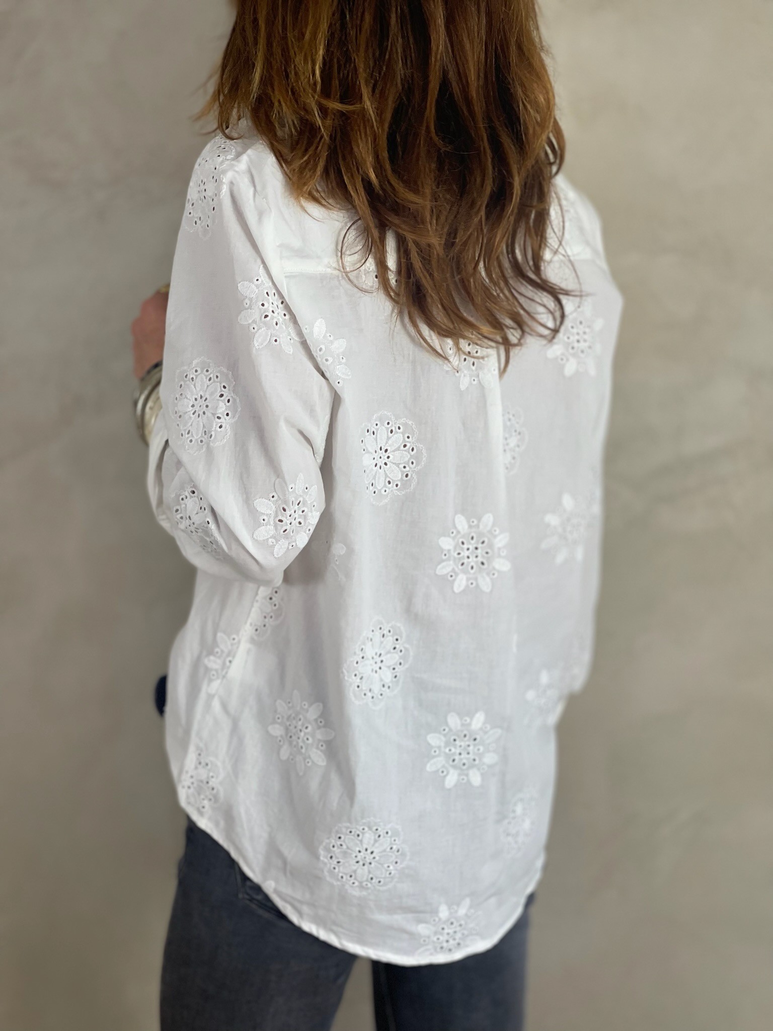 Chemise broderie blanche