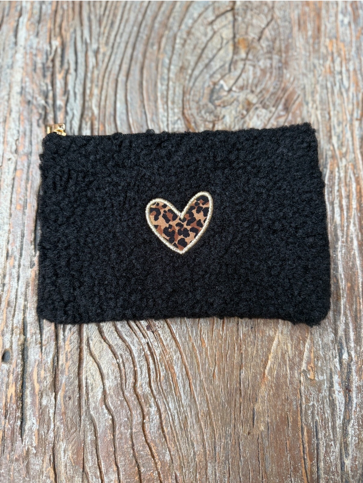 Pochette bouclette noire...