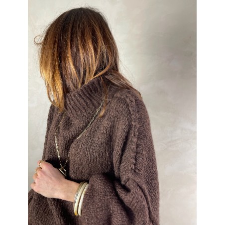 Pull coutures choco