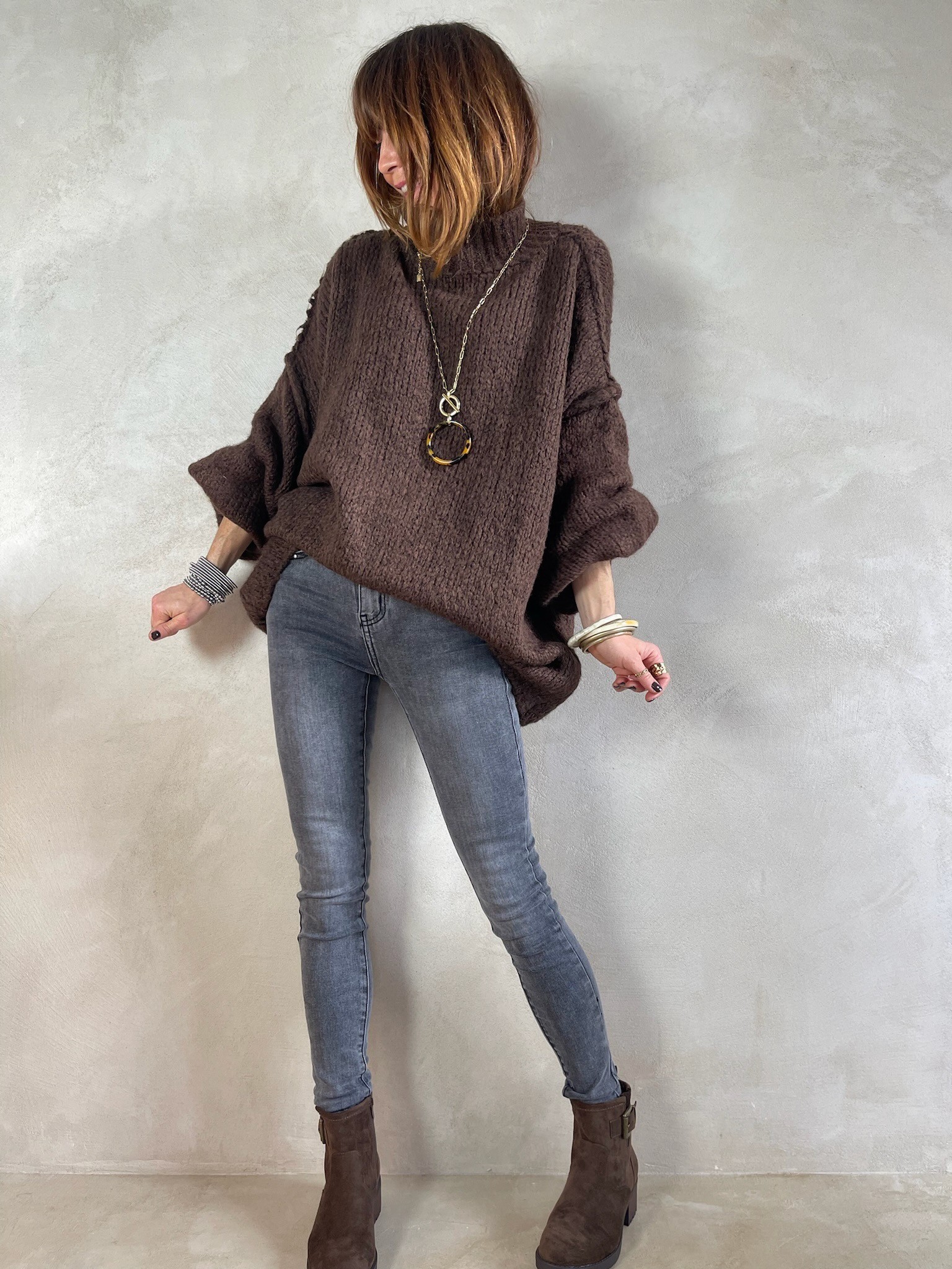 Pull coutures choco