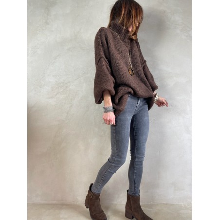 Pull coutures choco