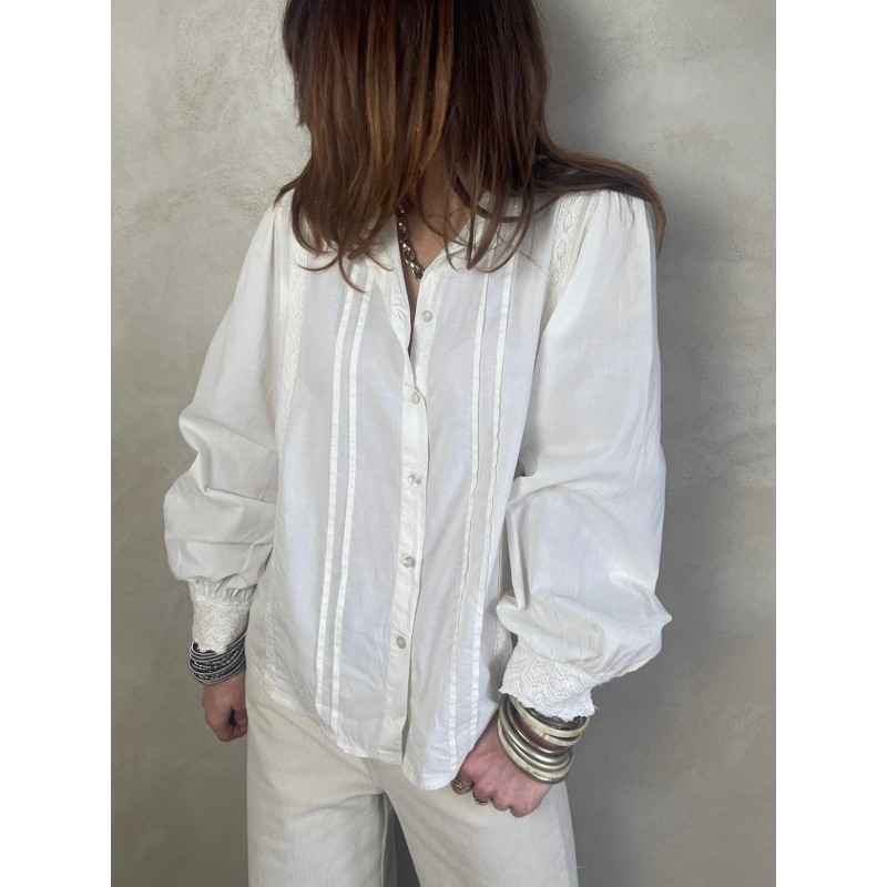 Chemise blanche broderie