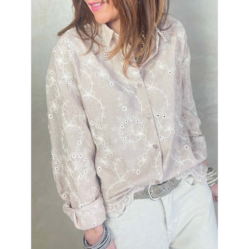 Chemise broderie rose pale