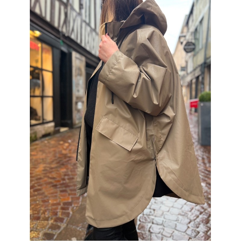 Veste coupe vent imperméable beige