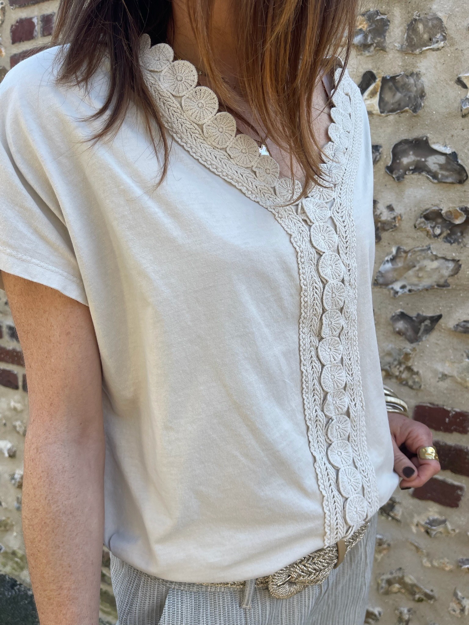 Top broderie beige