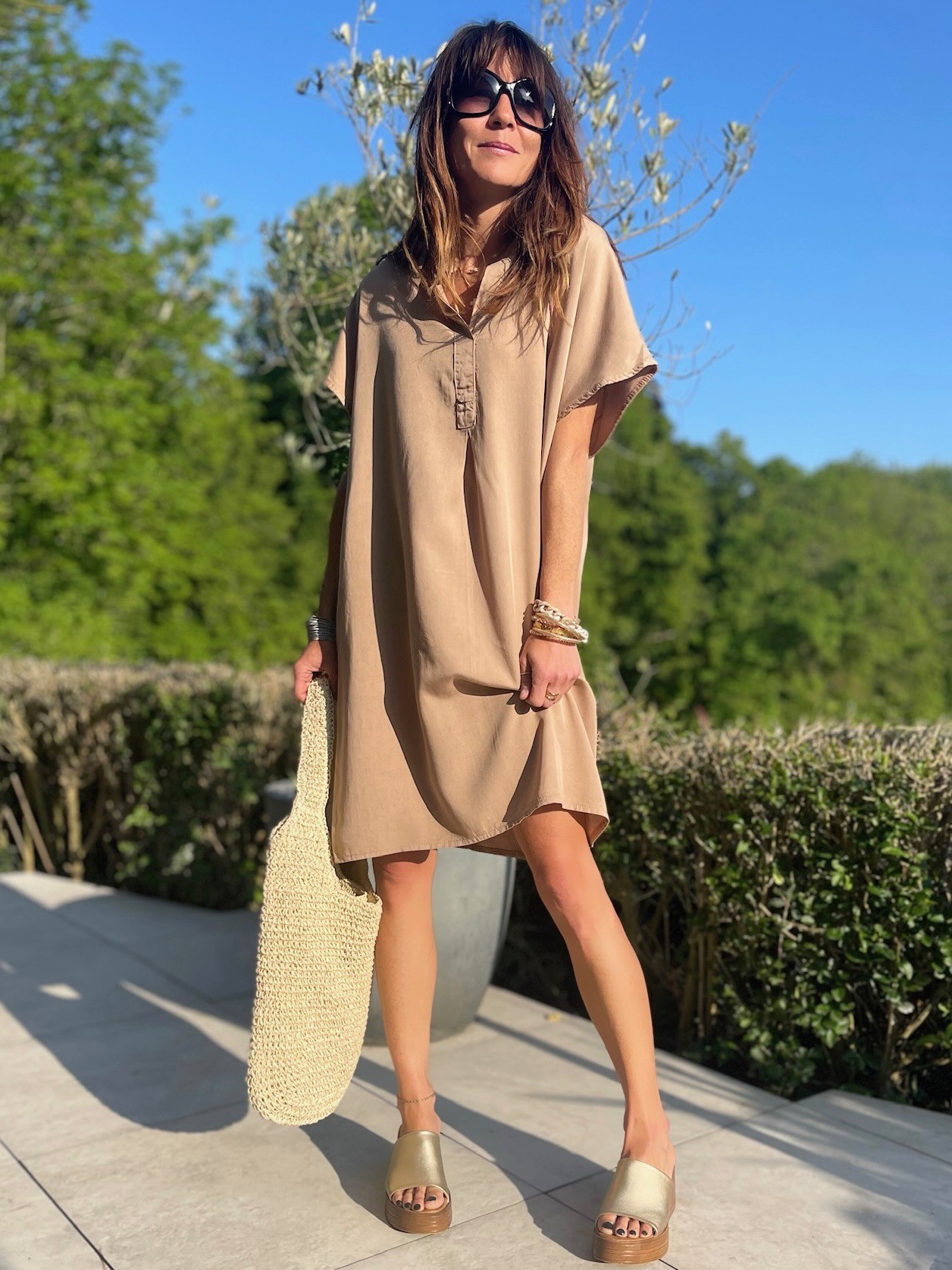 Robe col mao camel