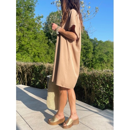 Robe col mao camel