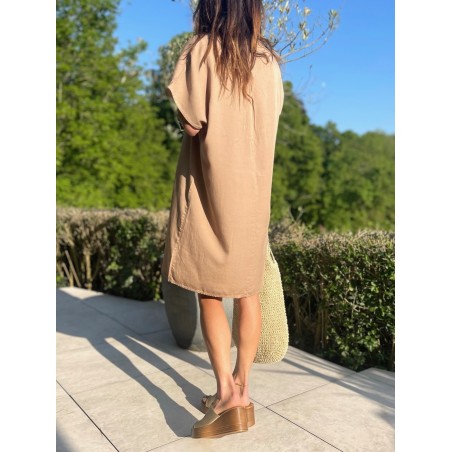 Robe col mao camel